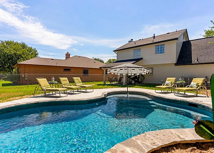 Pool Getaway Movie Games Yard Bbq Pets